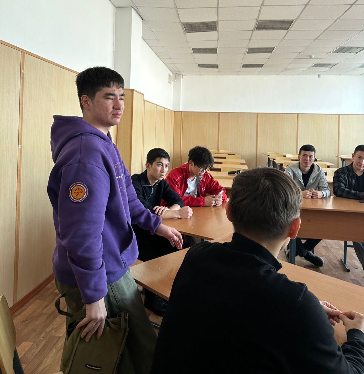 Әл-Фарабидің философиялық трактаттарын талқылау